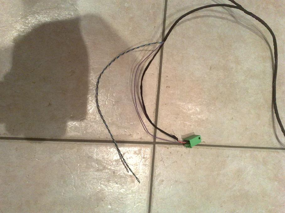 grüner Adapterstecker