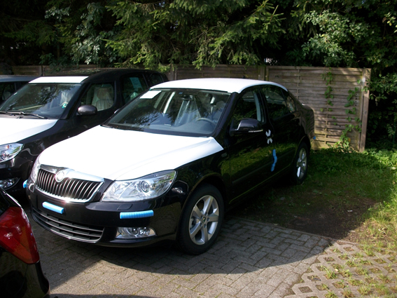 Auto neu transportverpackt.jpg