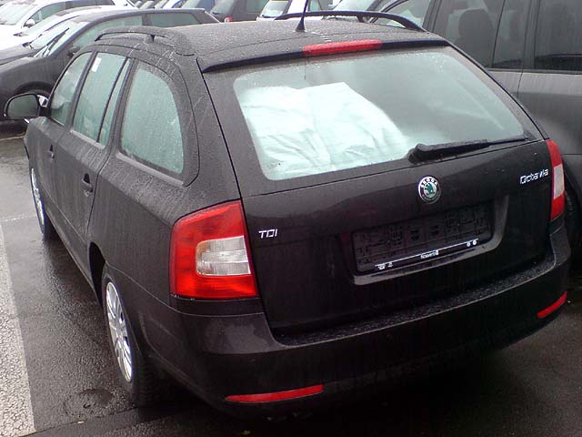 Octavia II Combi Facelift - Seite (schwarz)