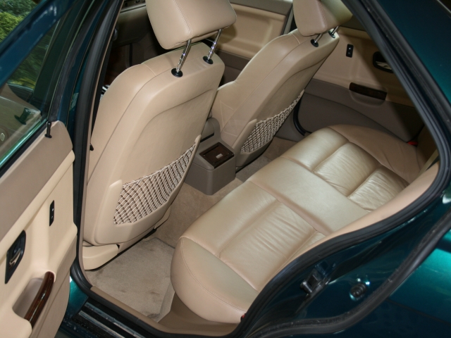 Innenraum meines 328iger (3).jpg