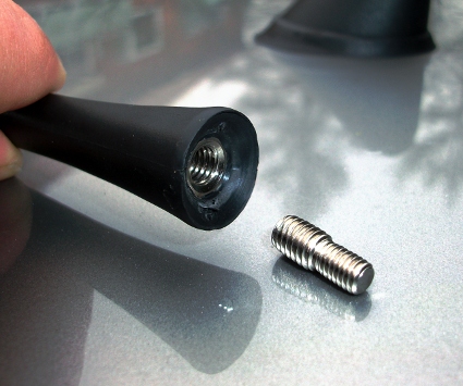 Antenne mit Gewindestift