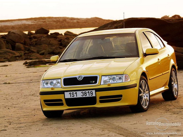skoda-ogergctavia-rs-5.jpg